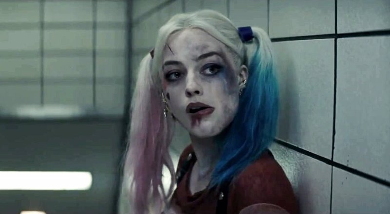 Margot Robbie (Harley) vs Cara Delevingne (Enchantress)