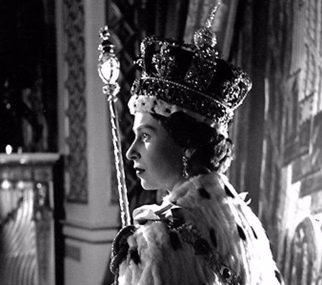 Isabel II el día de su coronación
