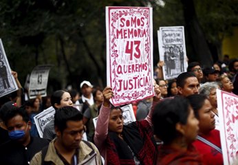 Foto: Las desapariciones de Ayotzinapa, la prueba definitiva para Peña Nieto (EDGARD GARRIDO / REUTERS)