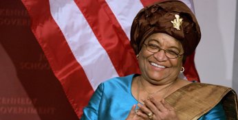 Foto: Sirleaf promete hacer frente a la oleada de asesinatos rituales en Liberia (REUTERS)