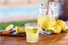 7 beneficios de beber agua con limón