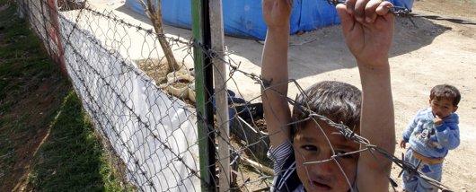 Foto: Save the Children denunciará todo acuerdo que anteponga fronteras a la seguridad de los niños (MOHAMED AZAKIR / REUTERS)