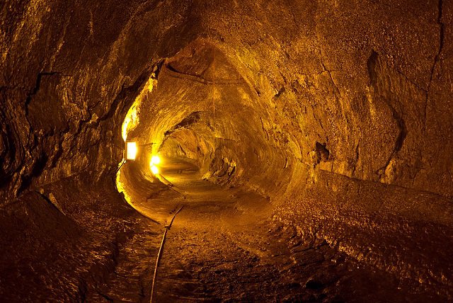 túnel lava - wikimedia