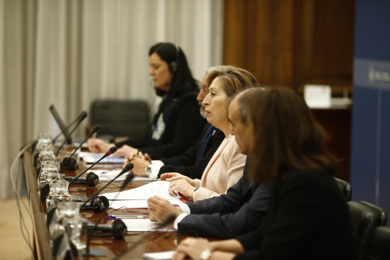 Las constructoras españolas han logrado obras en el exterior por 11.800 millones este año