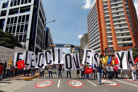 PROTESTAS OPOSICIÓN