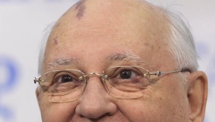 Gorbachov: "Parece que el mundo se está preparando para la guerra"