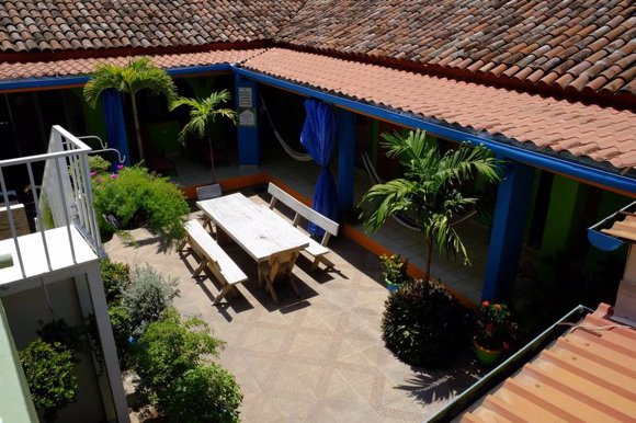 HOSTEL CASA VERDE SANTA ANA
