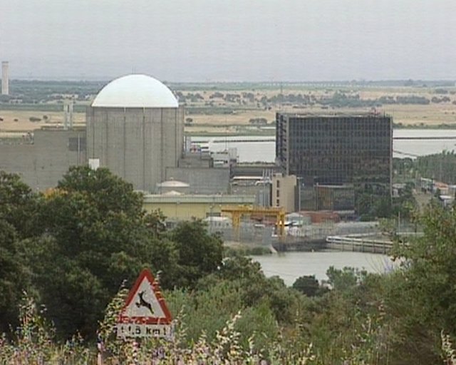 Resultado de imagen de España y Portugal anuncian un acuerdo "amistoso" sobre el vertedero nuclear de Almaraz.