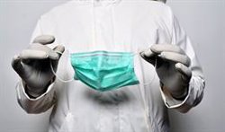 Fabricantes españoles de material sanitario avisan del cese en las certificaciones de las mascarillas a nivel europeo