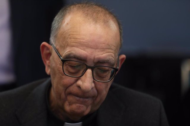 El cardenal Omella recibirá hoy a víctimas de abusos sexuales en la Iglesia  en la sede de la Conferencia Episcopal