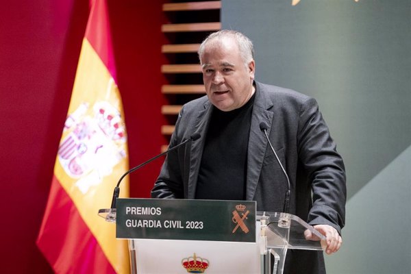 Ferreras Pilar Cisneros Fernando De Haro Y Daniel Calparsoro