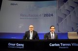 Torres gana 8,3 millones de euros como presidente de BBVA en 2024 y Genç, 7,1 millones como CEO