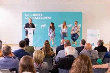 Turull (Junts) critica que Illa actúe con 