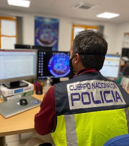 Detenido un joven por amenazar de muerte en redes sociales a un futbolista profesional y a su familia