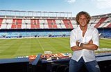 El uruguayo Diego Forlán será la imagen del carné de socio del Atlético de Madrid para la temporada 2025/26
