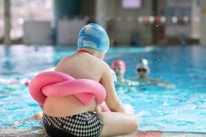 El 30% de los menores españoles presenta exceso de peso, de ellos un 8% sufre obesidad, según datos de Sanidad