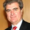 César Antonio Molina