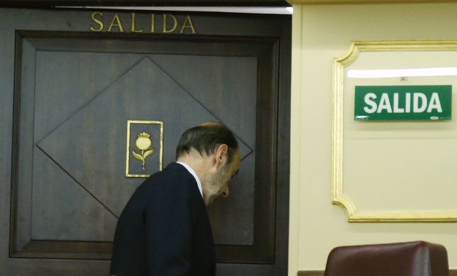 Alfredo Pérez Rubalcaba anuncia que deja su escaño en el Congreso