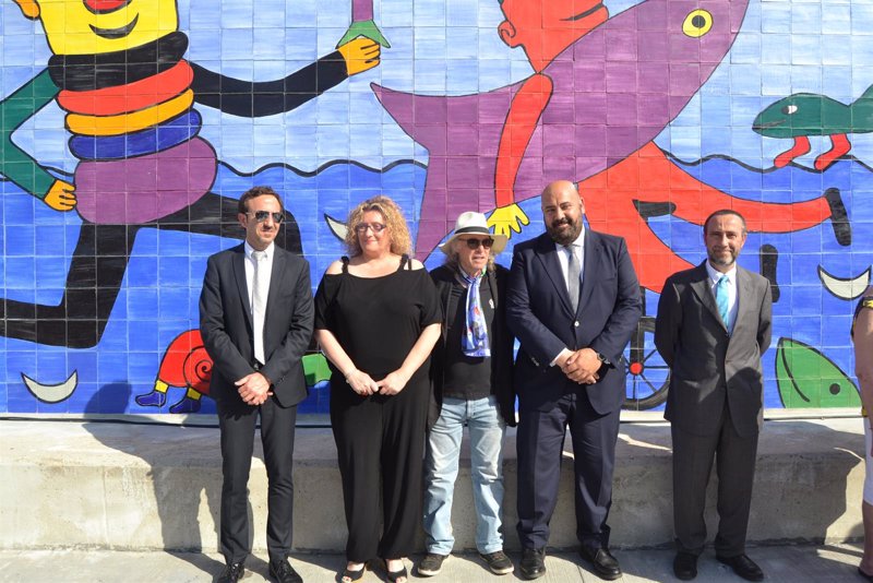 Inaugurado el segundo mural del artista Gustavo Peñalver en el puerto de Cala Rajada