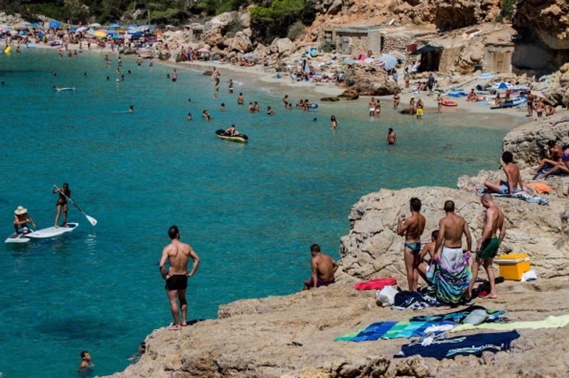 Los turistas extranjeros gastan en Baleares 5.954 millones hasta julio, un 10,4% más