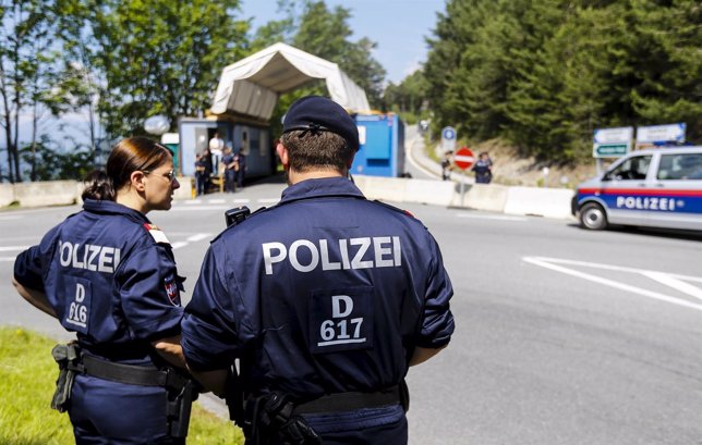 Tres menores en estado crítico tras ser rescatados de otro camión lleno de inmigrantes en Austria