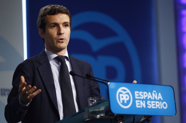 El PP insta a Pedro Sánchez a retirar el apoyo del PSOE a Carmena en vez de darse 