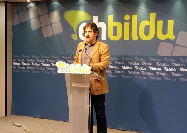 EH Bildu propone al PNV fijar una fecha límite para acordar con el Estado un cambio del estatus de Euskadi