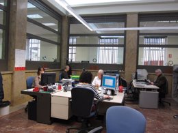 Funcionarios trabajando en La Rioja