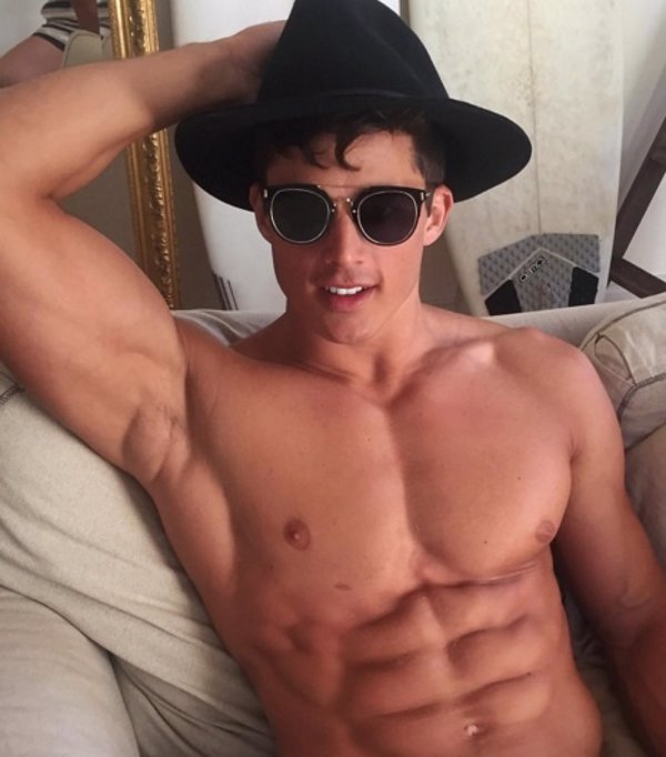 Pietro Boselli, de profesor de Matemáticas a nuevo modelo de Armani