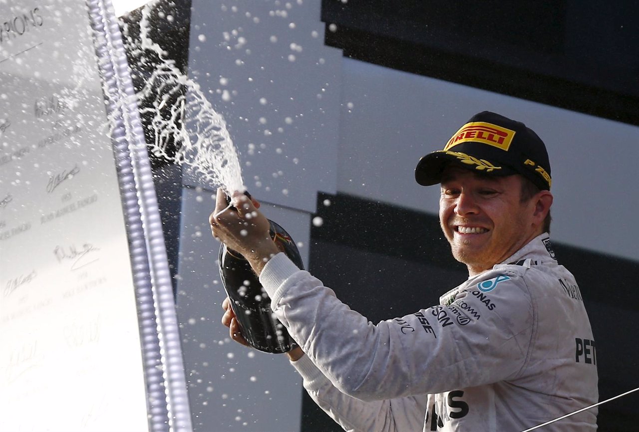 Rosberg hace pleno en Sochi y Alonso termina sexto