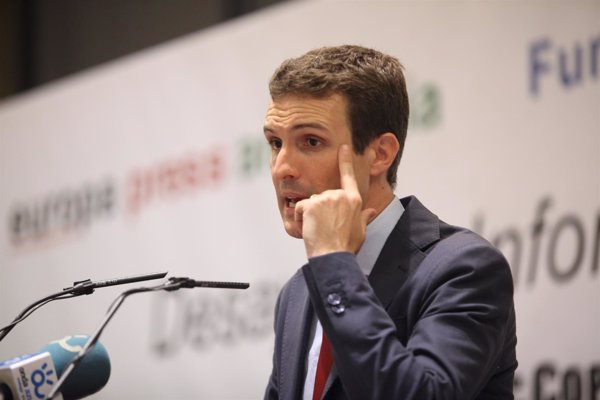 Casado se muestra optimista para la investidura porque conoce la responsabilidad de C's y PSOE en momentos importantes