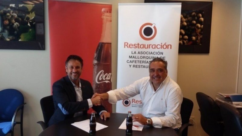 Restauración Mallorca y Coca-Cola firman un convenio de colaboración para formar a los hosteleros de Baleares