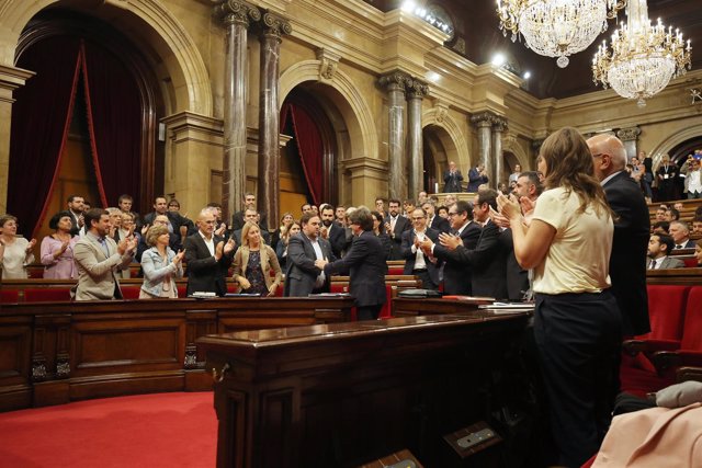 Puigdemont sitúa el referéndum el 17 o 24 de septiembre pero se pospondría si es pactado