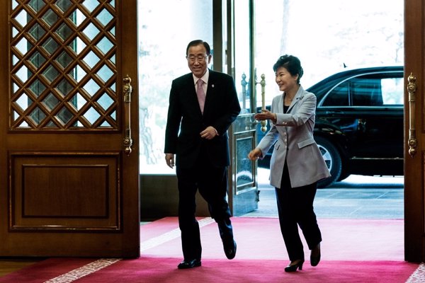 Ban Ki Moon pide unidad en Corea del Sur tras aprobarse el 'impeachment' a la presidenta