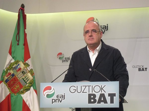 Egibar (PNV) dice que por los nombres de los detenidos se sabe que no tienen 