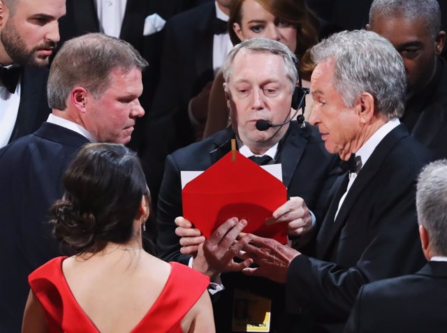 Oscar 2017: Moonlight le chafa su gran noche a La La Land tras un error histórico