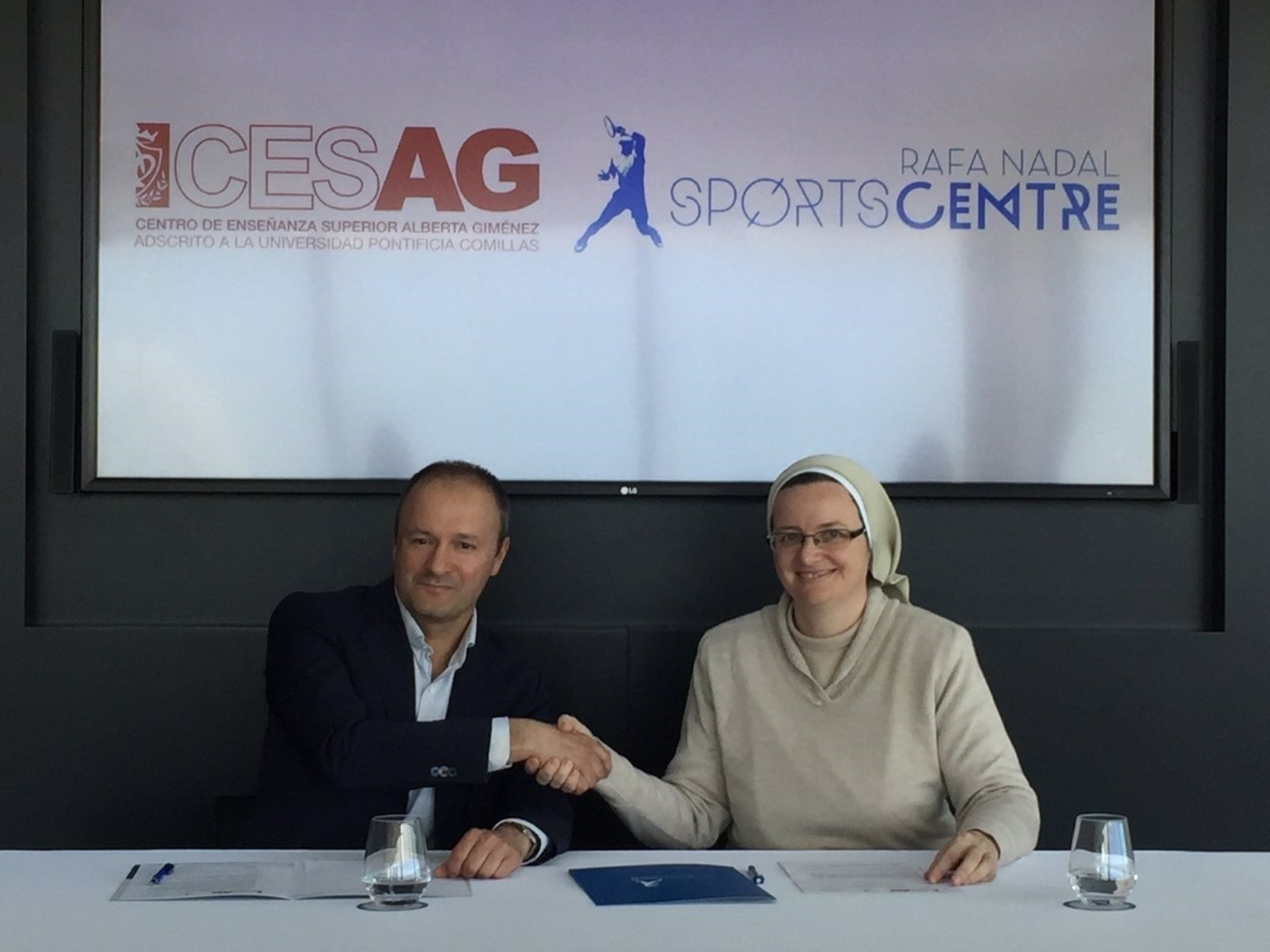 Cesag firma un convenio de prácticas con el Rafa Nadal Sports Centre