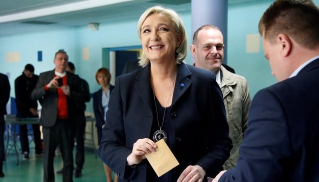 Macron y Le Pen cierran el pase a una anómala segunda vuelta