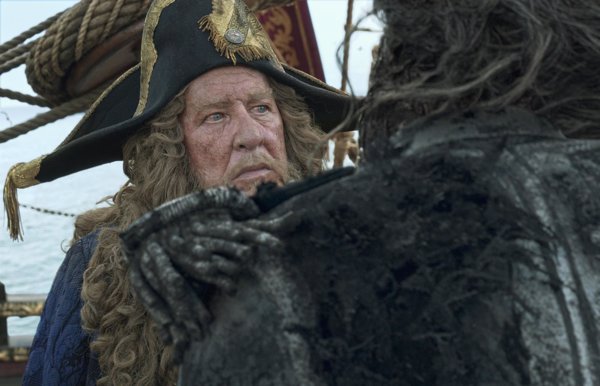 Geoffrey Rush llega a los cines con 'Piratas del Caribe': 