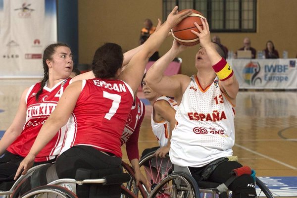 España, primer líder femenino del Europeo de baloncesto en silla de ruedas