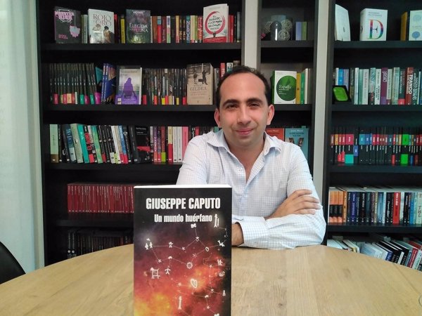 Giuseppe Caputto, autor de 'Un mundo huérfano': 