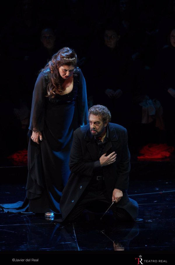 Un Plácido Domingo de aniversario despide la temporada del Teatro Real con un largo aplauso para su 'Macbeth'