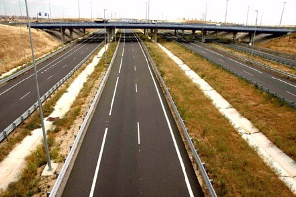 Rajoy presenta este viernes un plan de carreteras con inversión privada