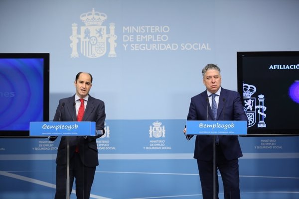 Empleo dice que el dato de julio confirma que el crecimiento se sigue trasladando a la afiliación