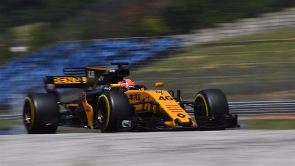 Vettel firma el tiempo más rápido en el regreso de Kubica en Hungría