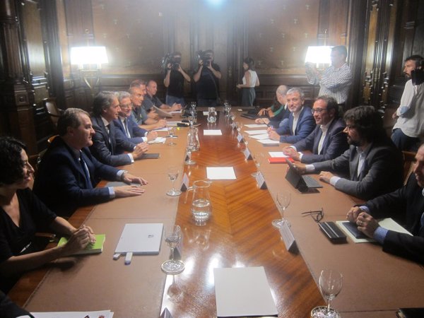 Economía-El Gobierno celebrará el miércoles un Consejo de Ministros extraordinario para avanzar en el arbitraje de Eulen