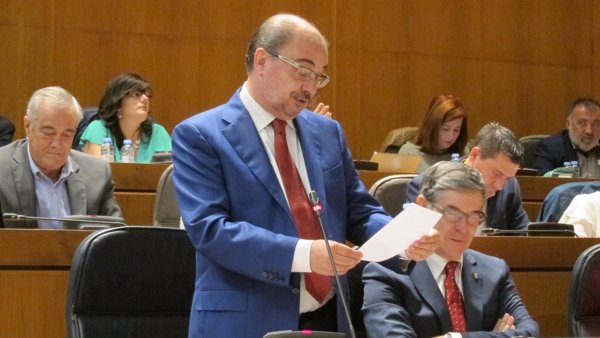 El presidente aragonés emplaza a Podemos a salir del 