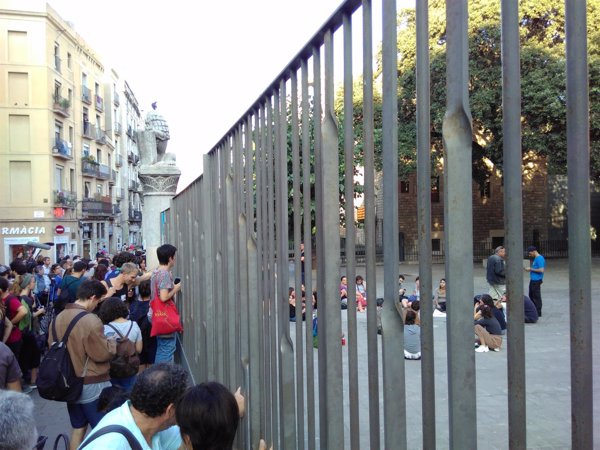 Los Mossos empiezan controles para evitar actividades en sedes electorales