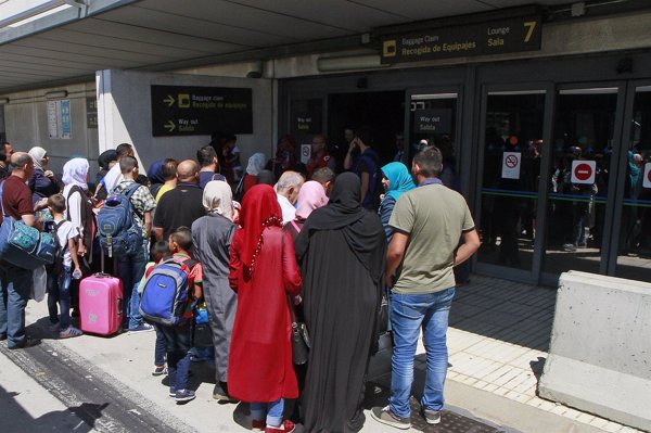 España ofrece acoger 750 refugiados de los 50.000 que ha pedido Bruselas