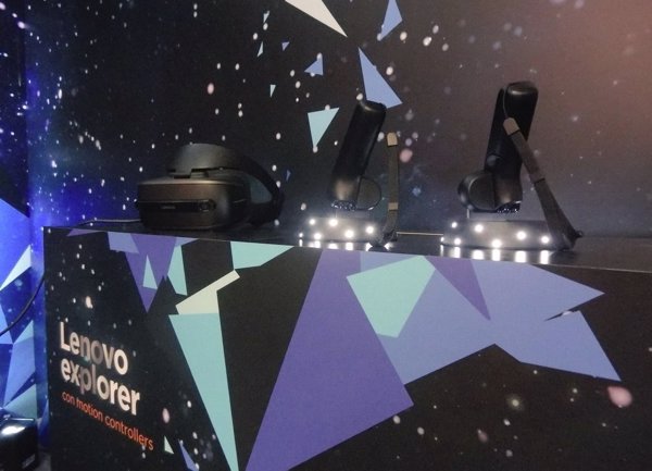 Lenovo apuesta por la realidad mixta con Explorer y la gama Yoga de convertibles para la campaña navideña